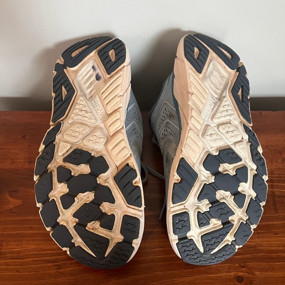 Hoka One One Arahi 5 Running Shoes Women's Size 7 B Blue Fog Provincial Blue - Picture 6 of 6